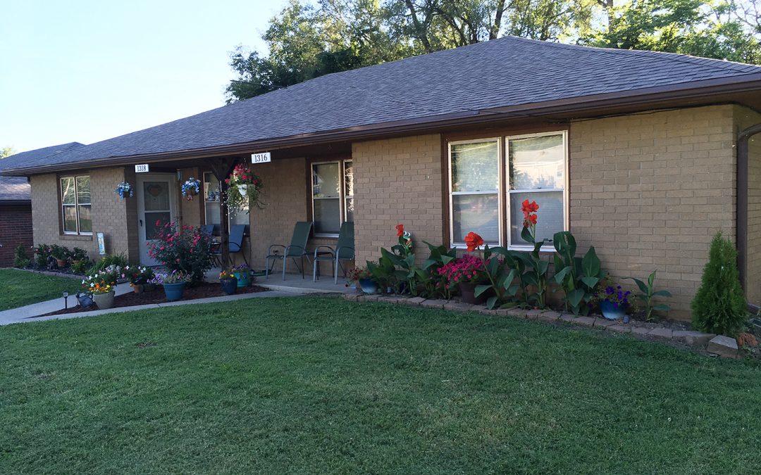 1316 South 38th Place